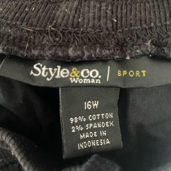 Black Style & co. Sport shorts 16w - Picture 3 of 3